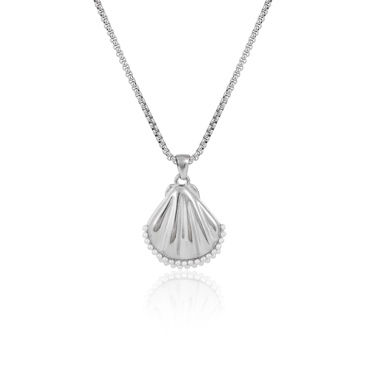 Pearl Shell Pendant Necklace