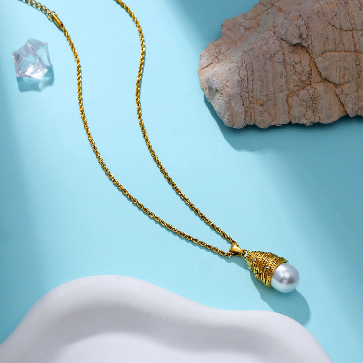 Bead Pendant Necklace