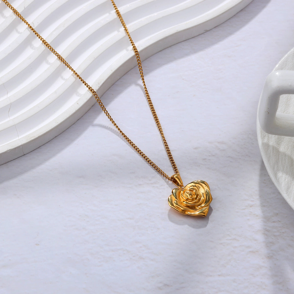 Rose Pendant Necklace