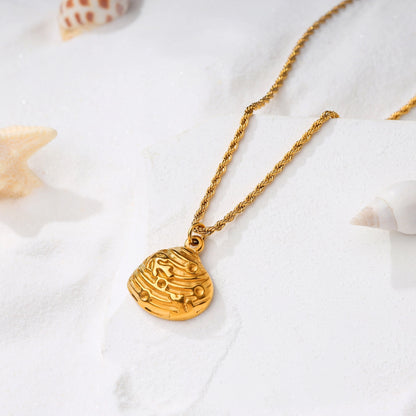 Shell Pendant Necklace