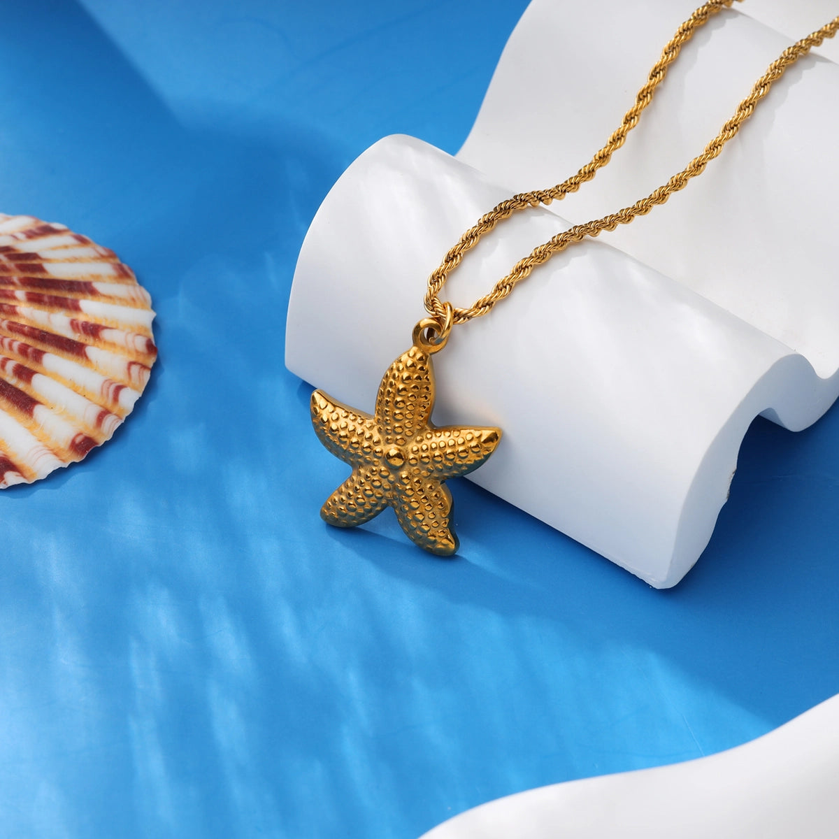 Starfish Pendant Necklace