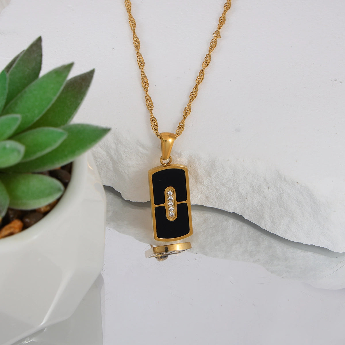 Natural Shell Zircon Rectangular Pendant Necklace