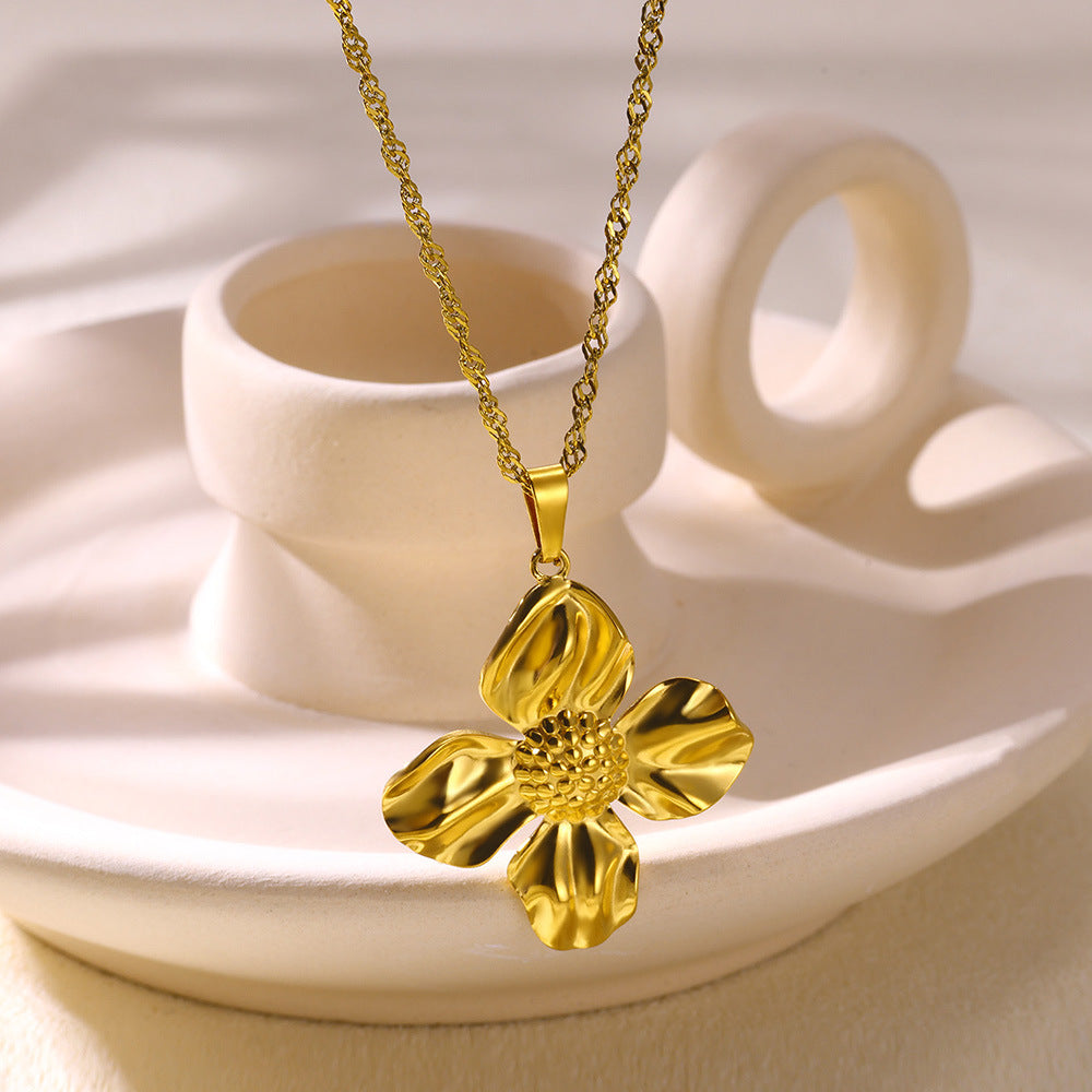 Flower Pendant Necklace