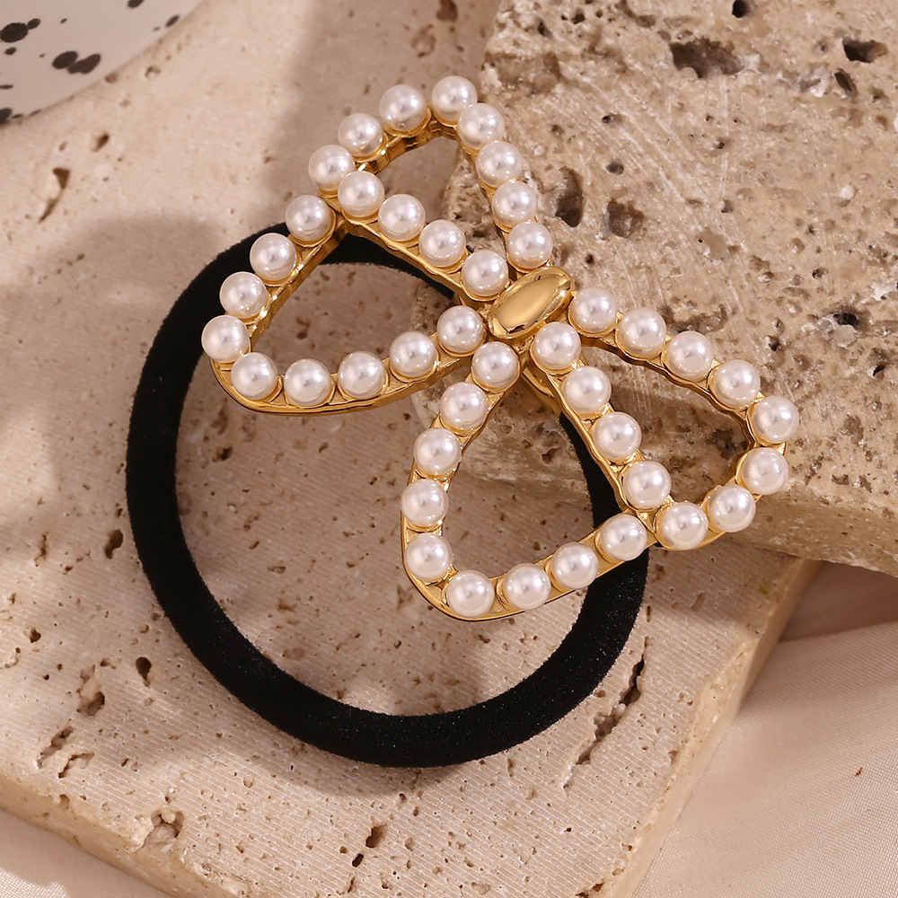 Pearl Bow Pony Cuff