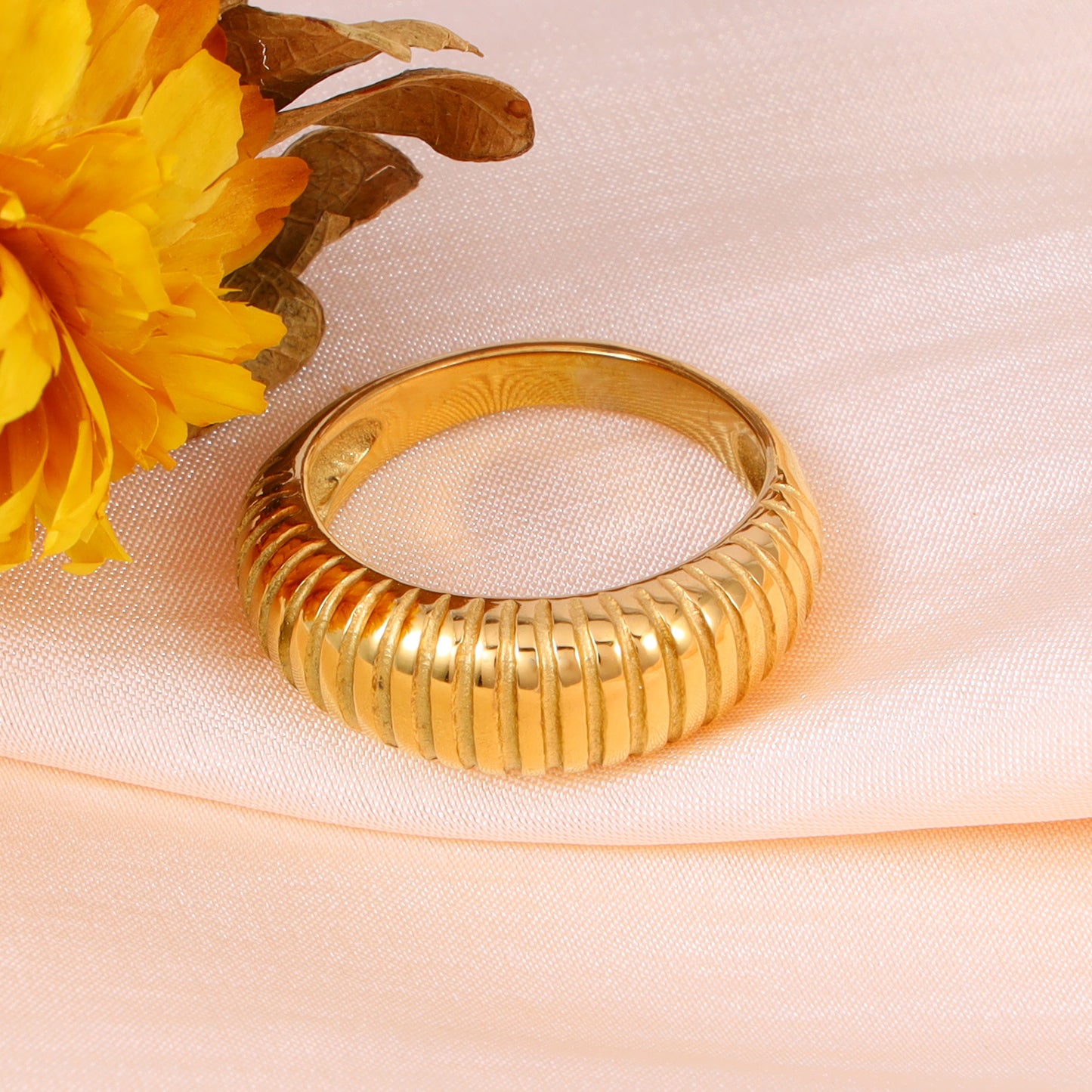 Ribbed Dome Ring