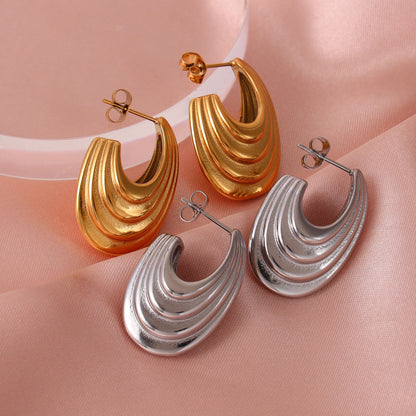 Curved Ribbed Stud Earrings