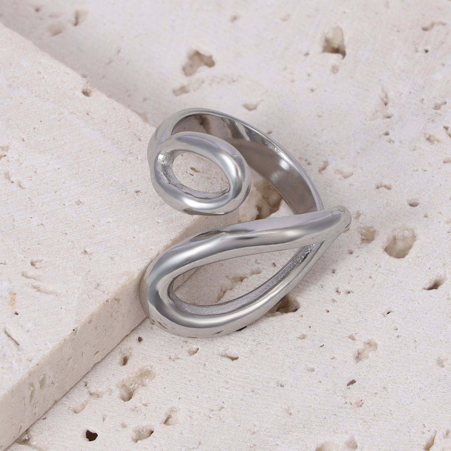 Geometric Hollow Out Ring