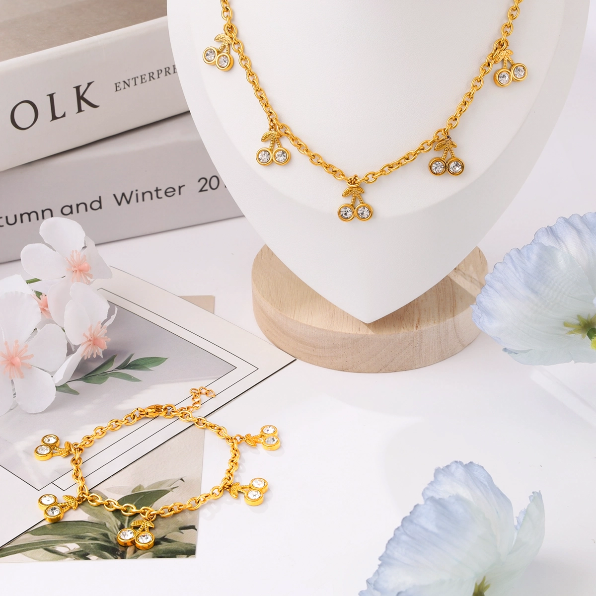 Zircon Cherry Charm Bracelet