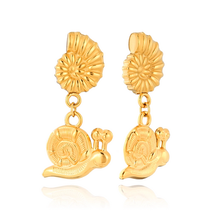 Conch and Snail Stud Earring