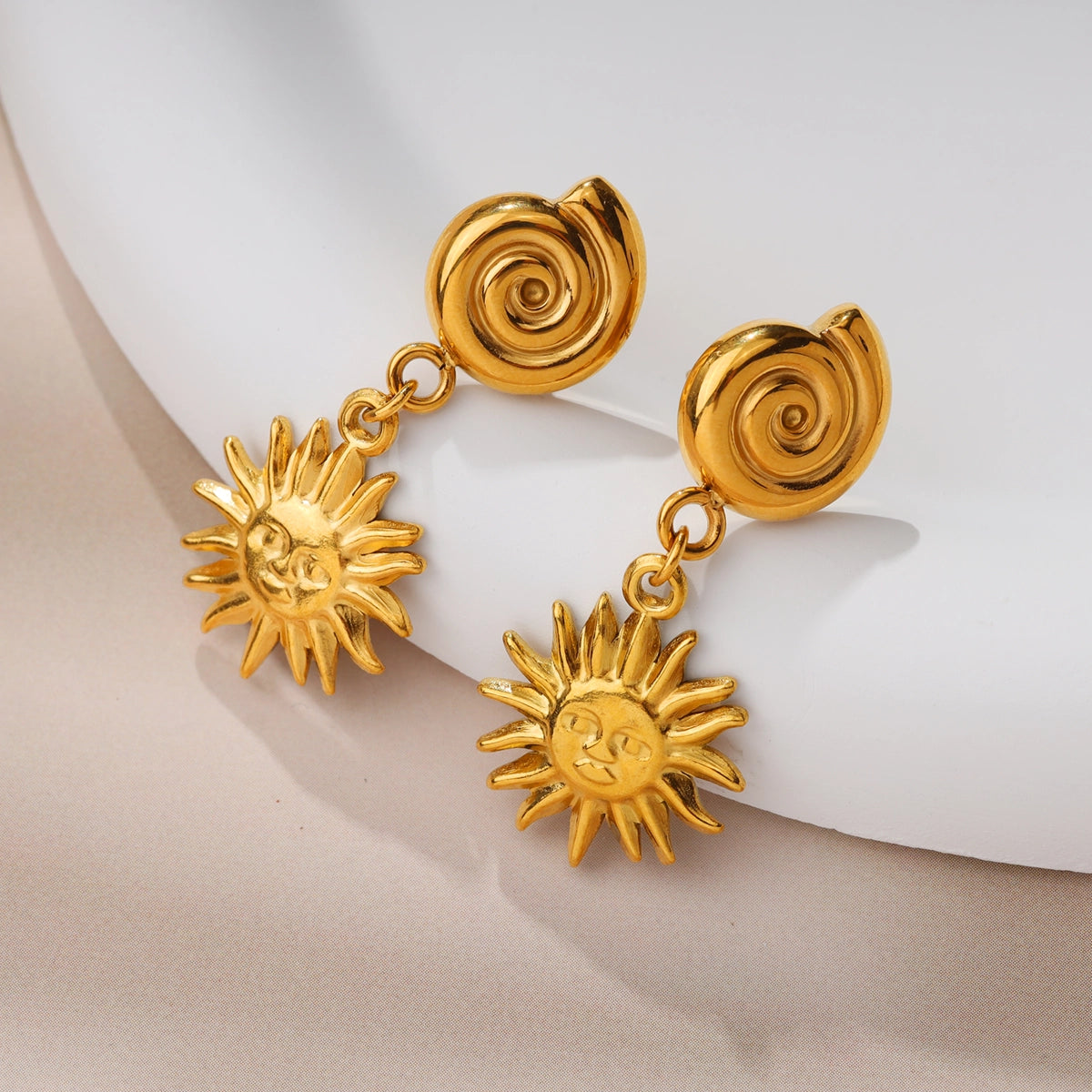 Sun Pendant Earring