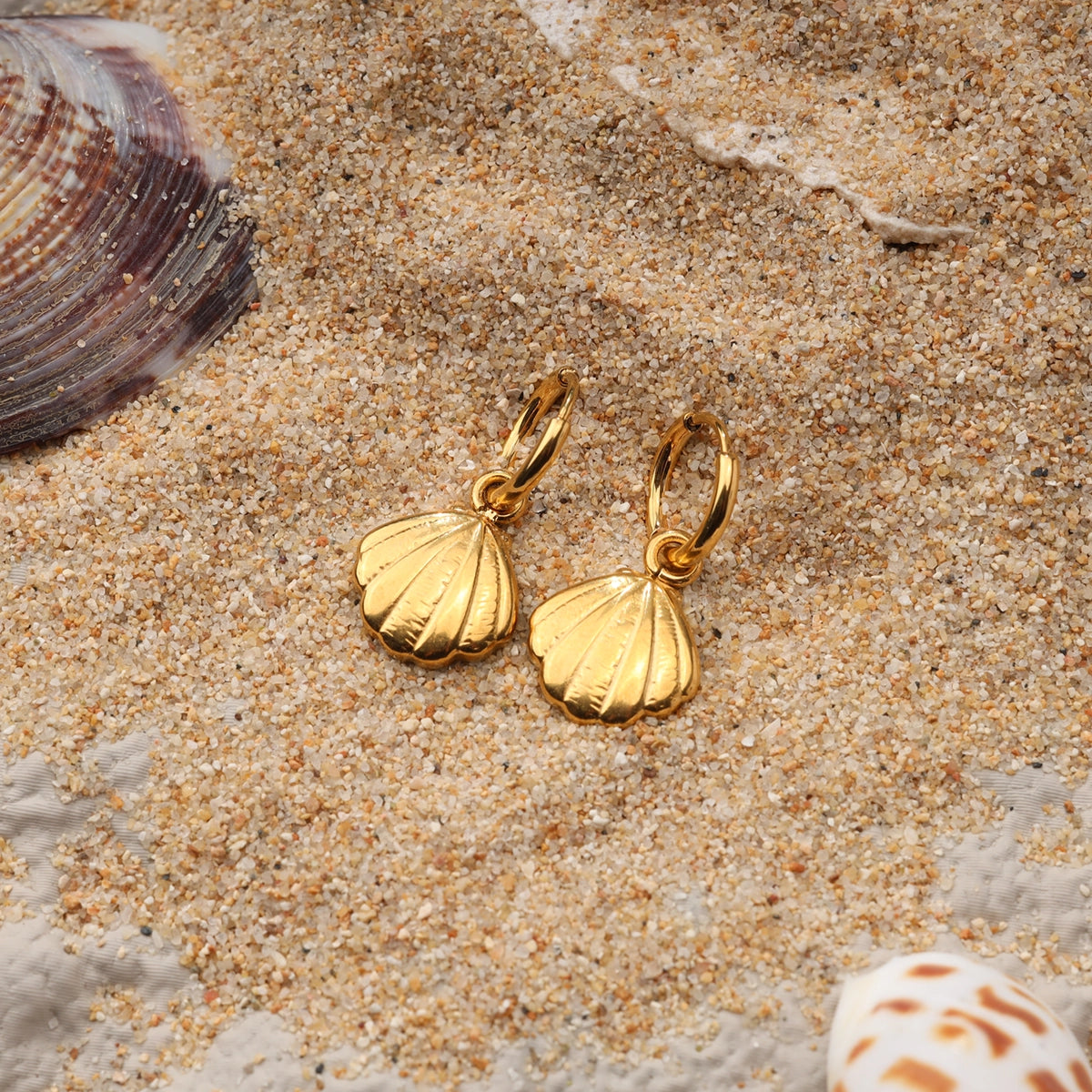 Shell Pendant Earrings