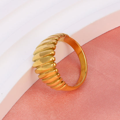 Chunky Ribbed Dome Ring