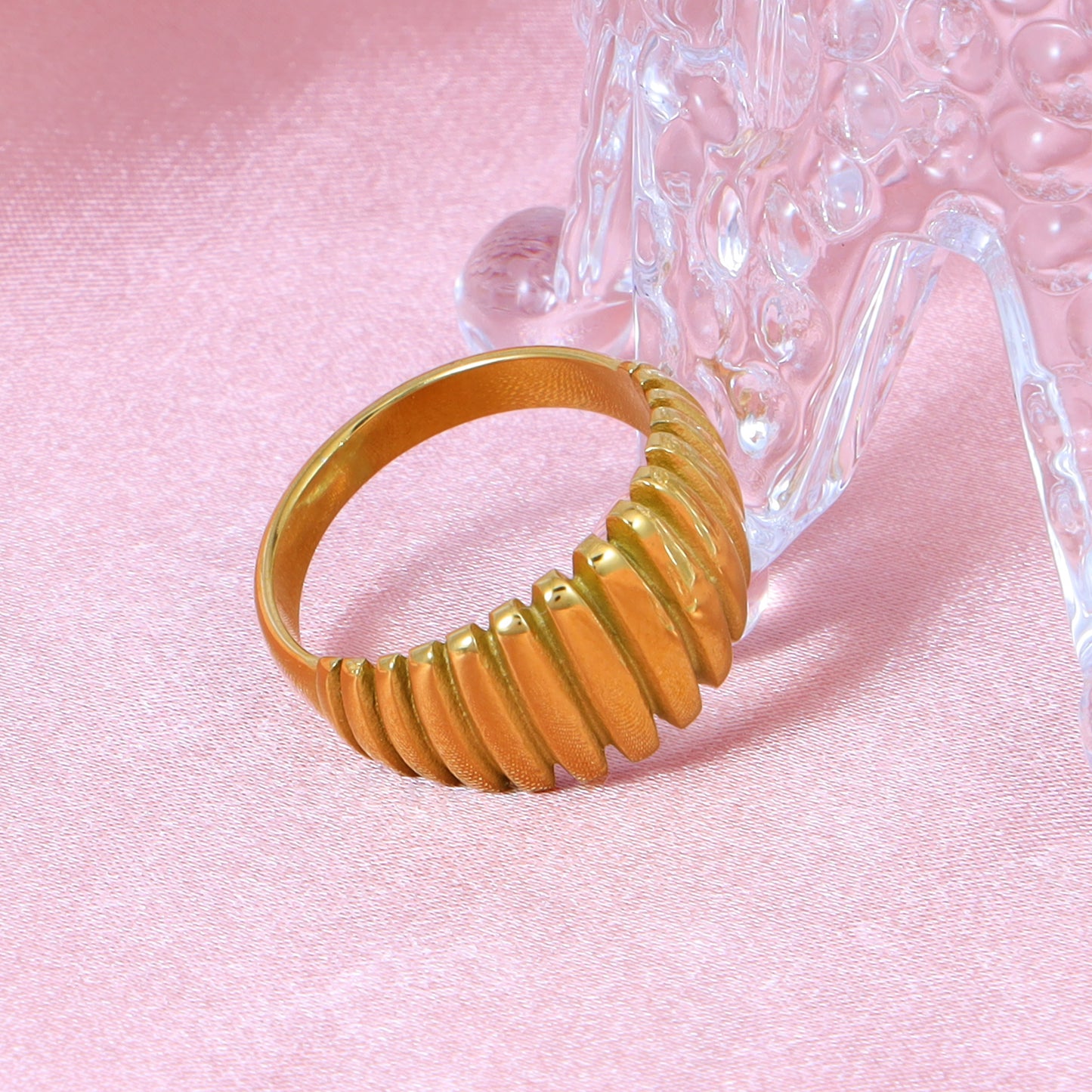 Chunky Ribbed Dome Ring