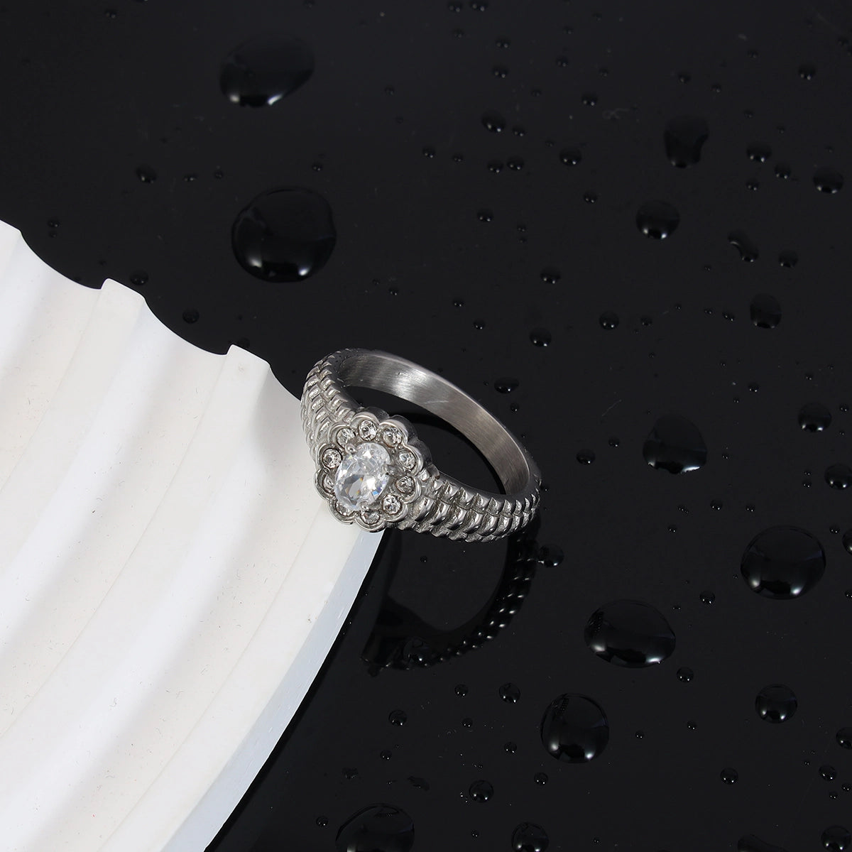 Double-layer Stone Oval Ring