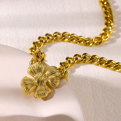 Flower Pendant Necklace