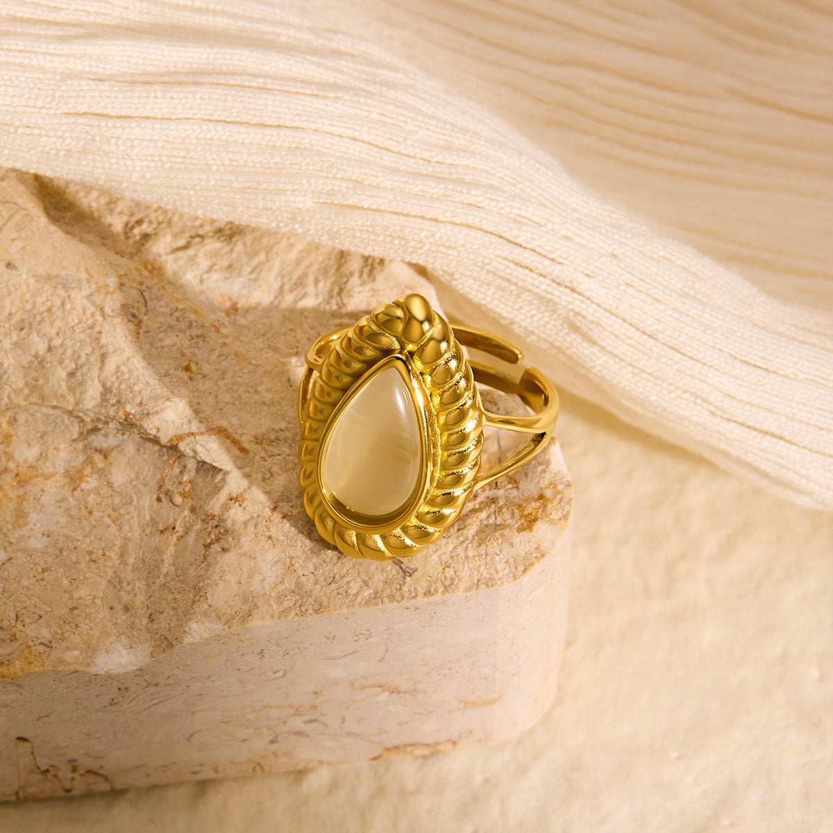 Teardrop Cat's Eye Adjustable Ring