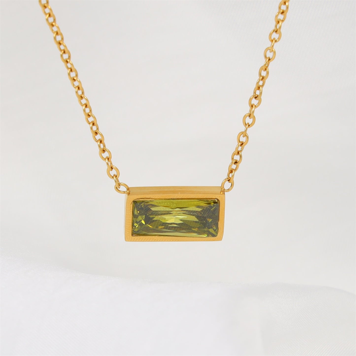 Baguette-shaped Zircon Pendant Necklace