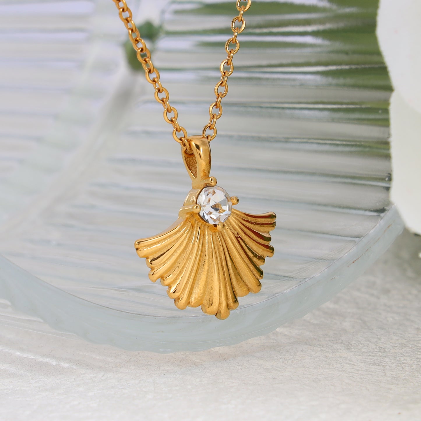 Ginkgo Leaf Pendant Necklace