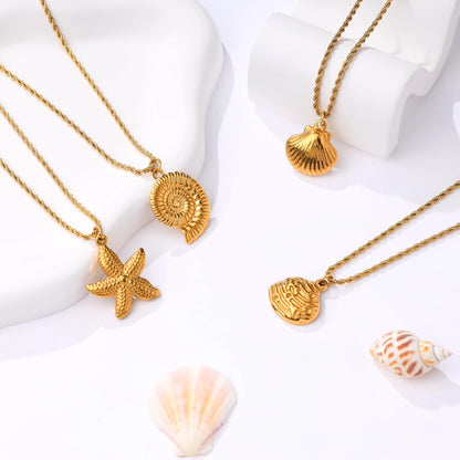 Conch Pendant Necklace