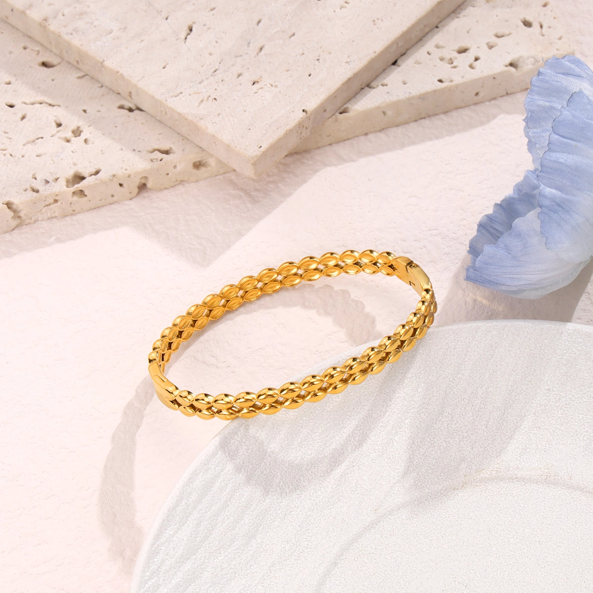 Oval Simple Bangle