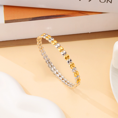 Oval Simple Bangle