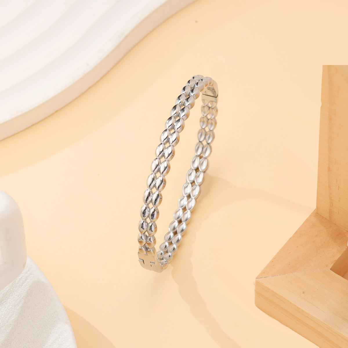 Oval Simple Bangle