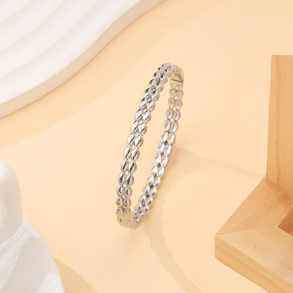 Oval Simple Bangle