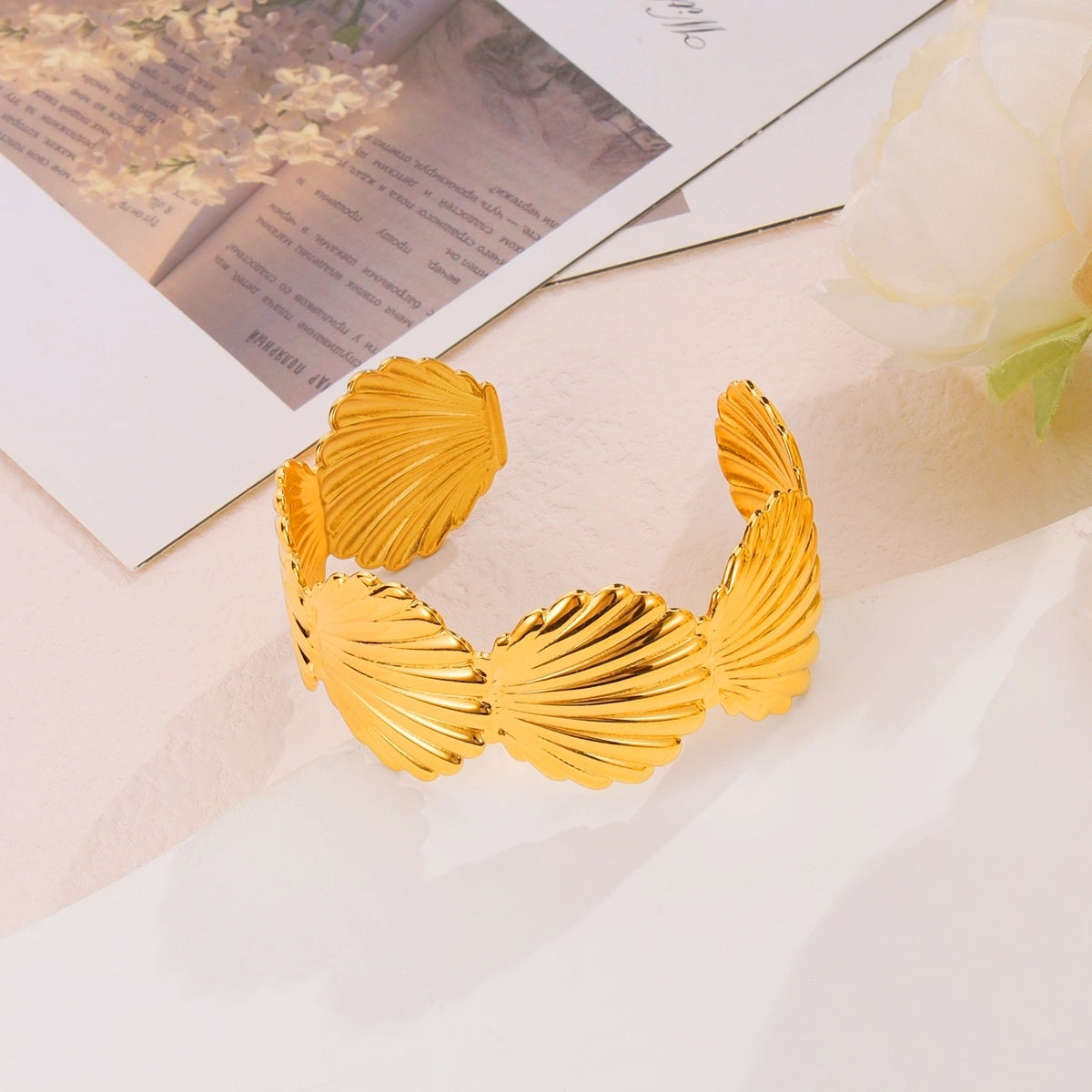 Shell Bracelet Bangle