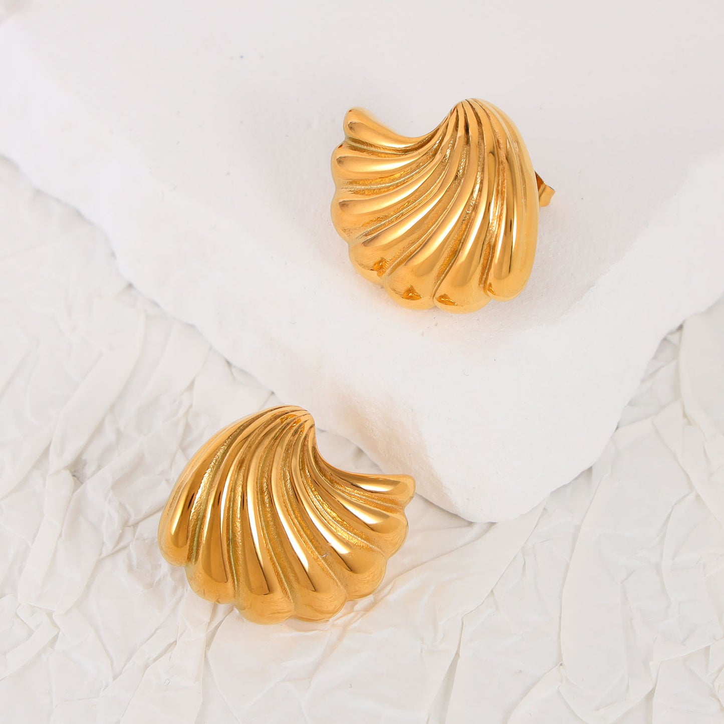 Wave Curved Shell Stud Earrings