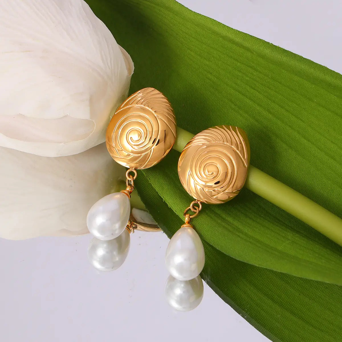 Conch Shell Beads Drop Earrings