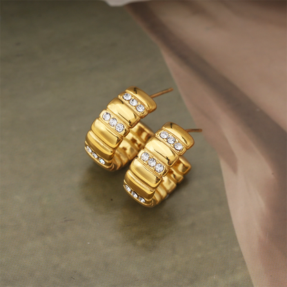 Engraved Zirconia C-Shaped Earrings
