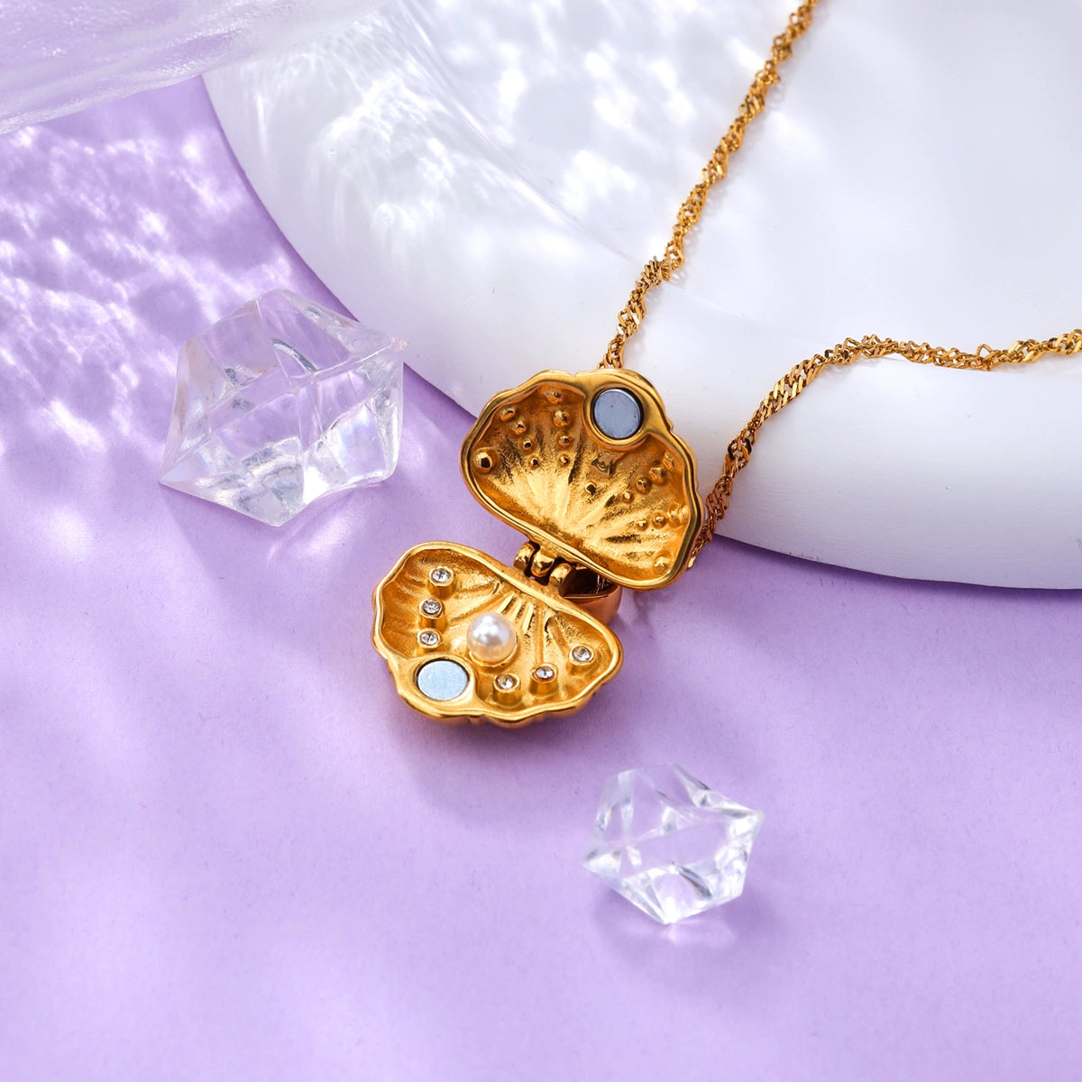 Magnetic Shell Pearl Pendant Necklace