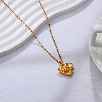 Rose Pendant Necklace