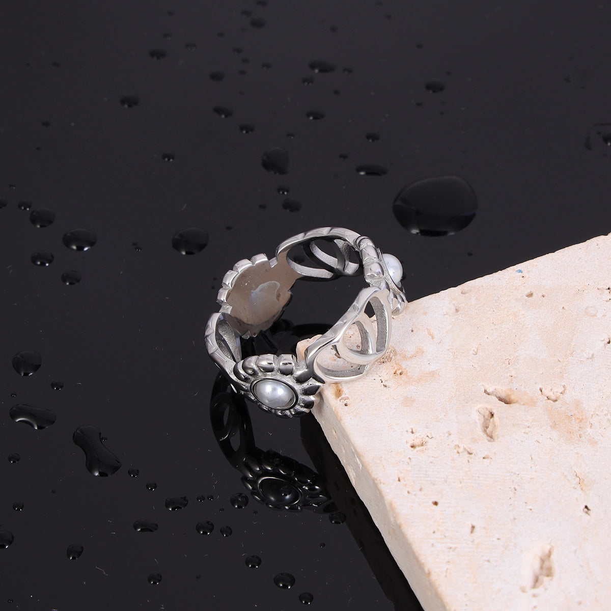 Double Heart Chrysanthemum Ring