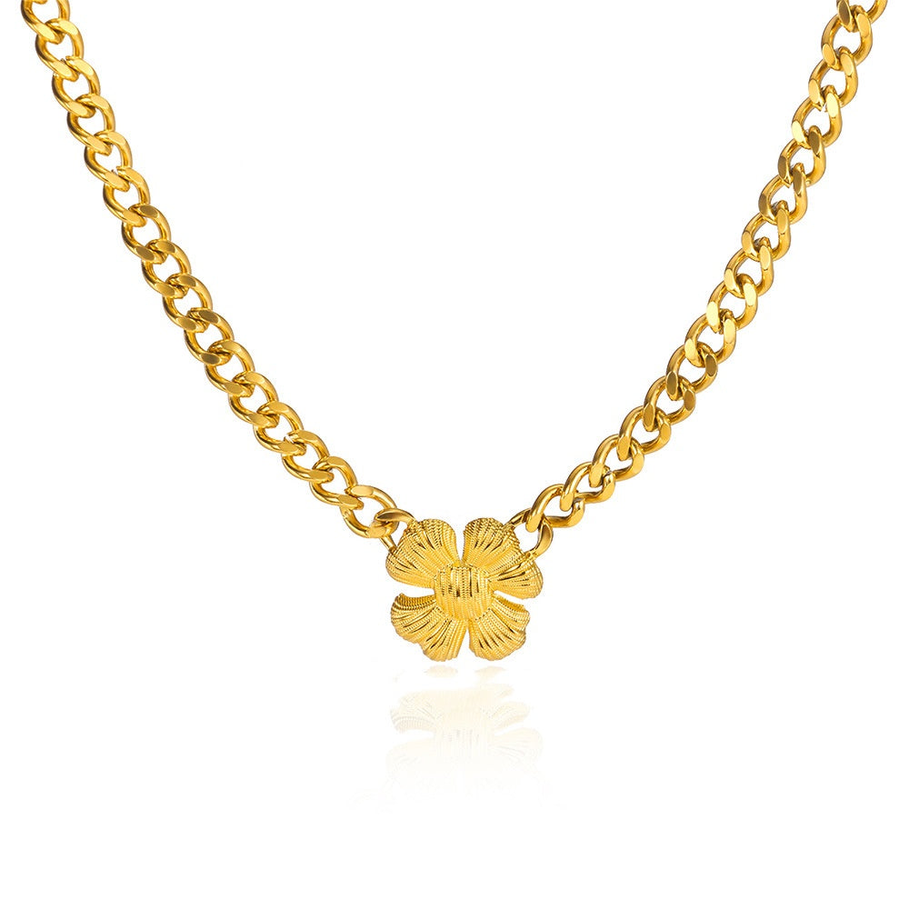 Flower Pendant Necklace