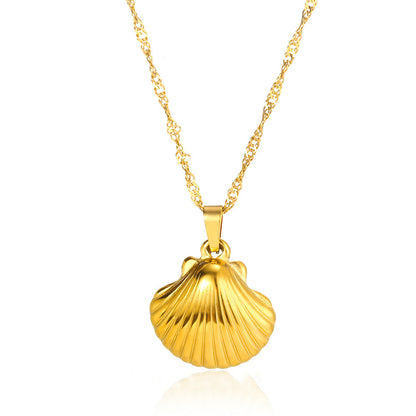 Shell Pendant Necklace